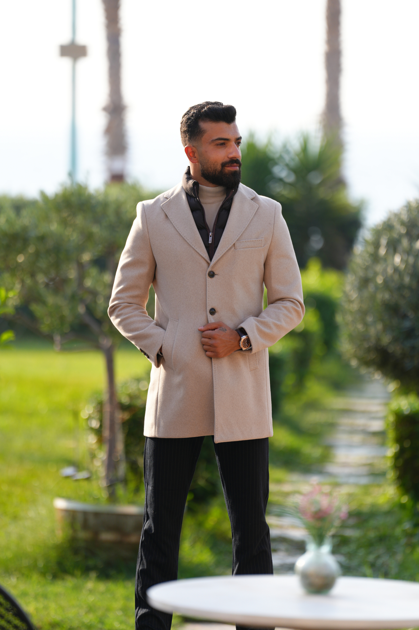 Regal Crest Coat - Beij