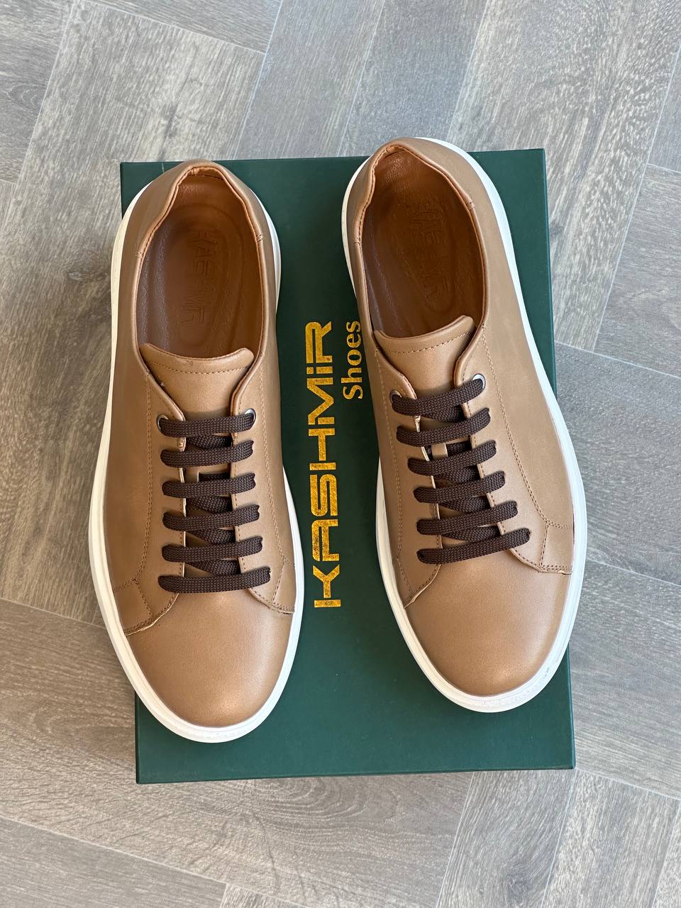 Sleek Tan Shoes - Coffee